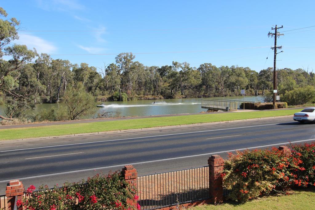 Mildura Riverview Motel Gol Gol Exterior photo