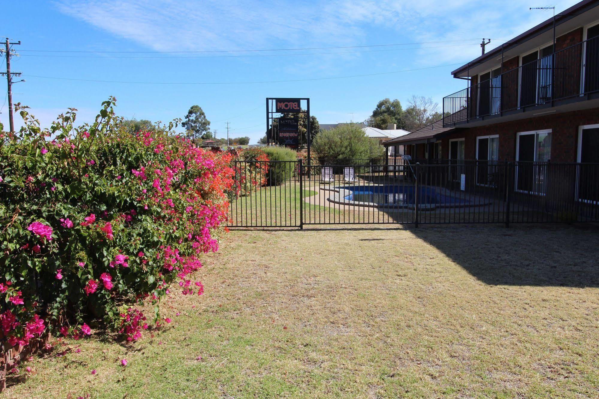 Mildura Riverview Motel Gol Gol Exterior photo